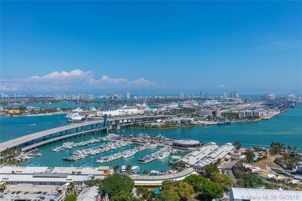 340 Biscayne Blvd - Photo 2 of 38