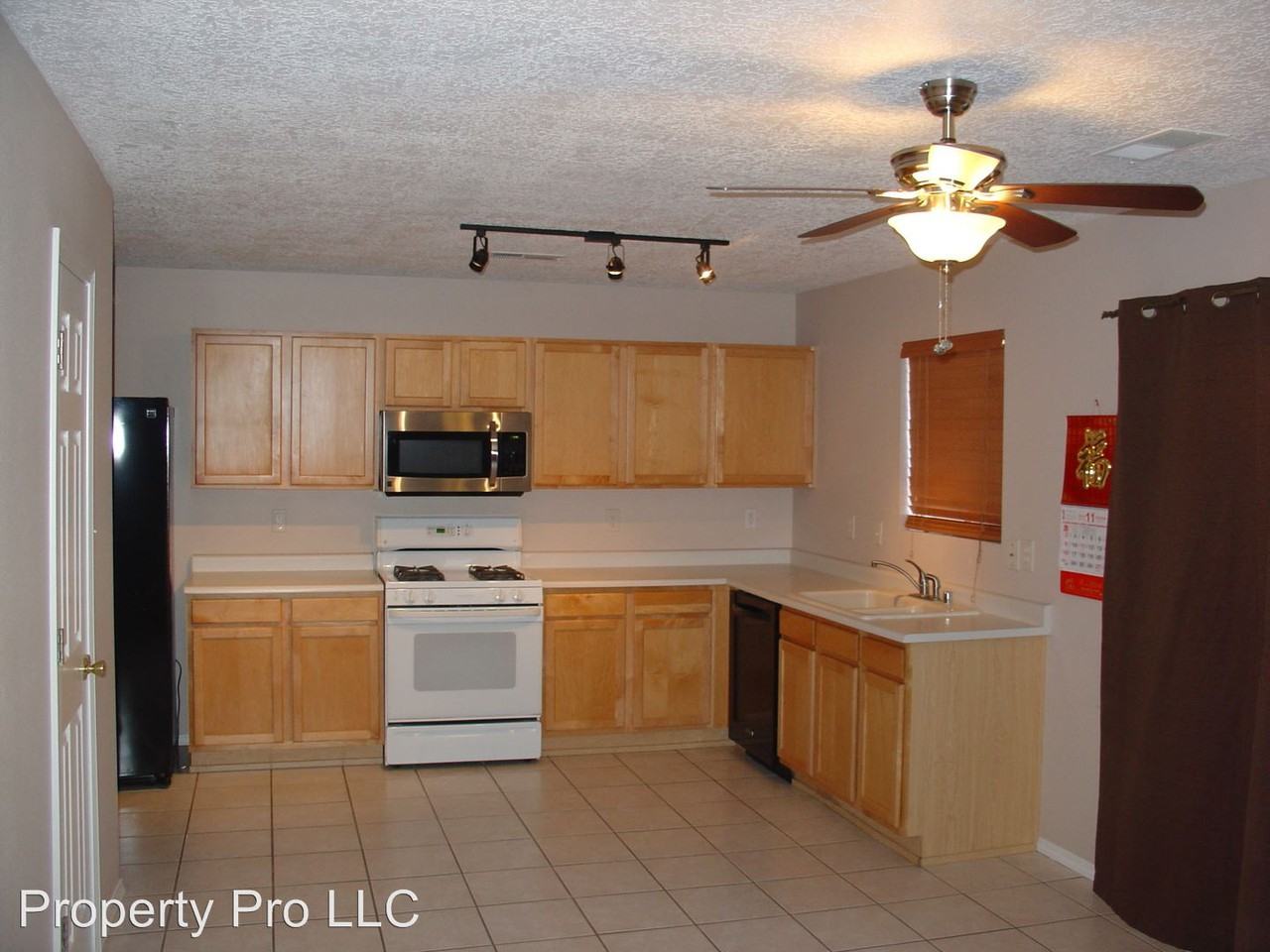 5215 Corsica Rd NW - Photo 2 of 15