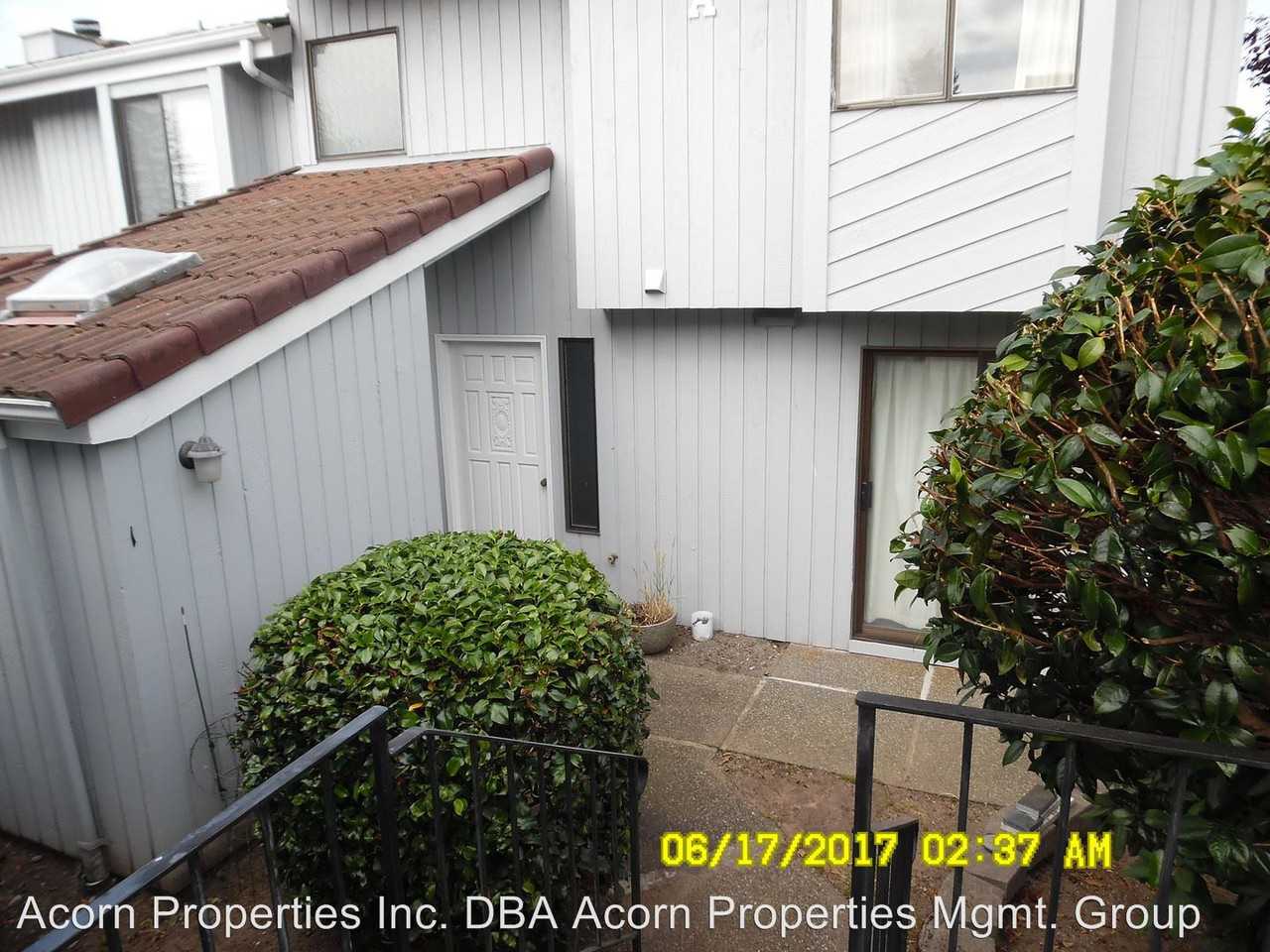 1616 Skyline Way - Photo 2 of 15