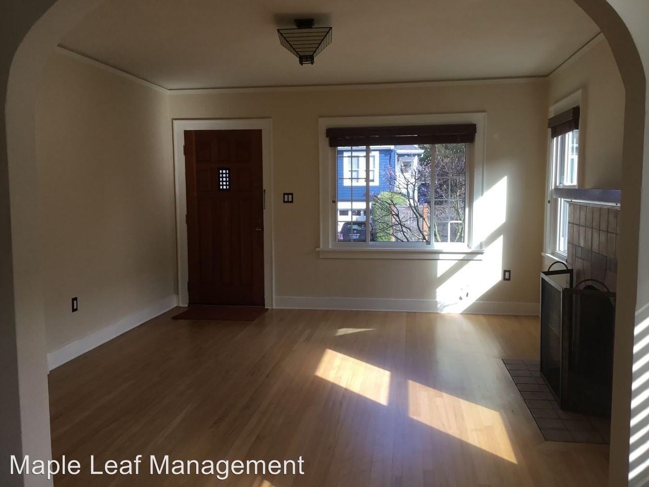 5311 S Budd Ct - Photo 3 of 41