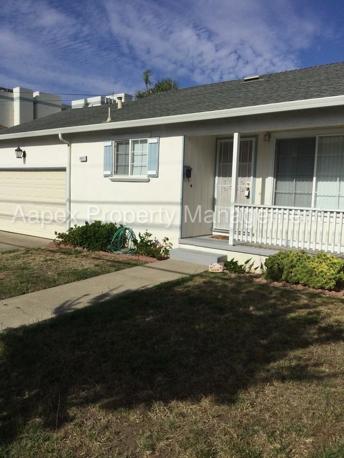 24072 Edloe Dr - Photo 2 of 16