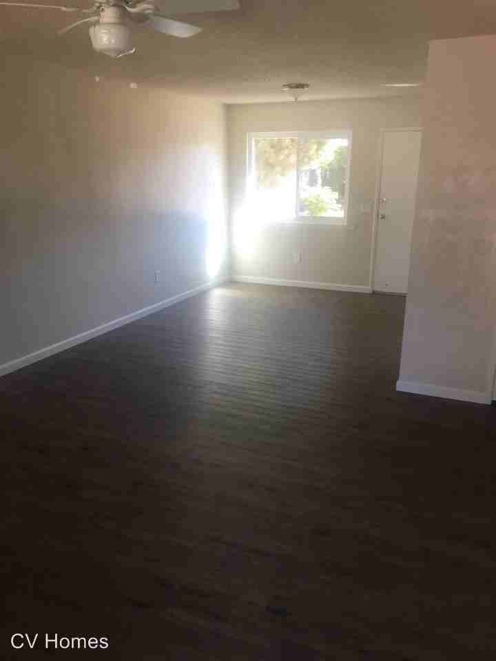 150 E Garrett Ave - Photo 3 of 23