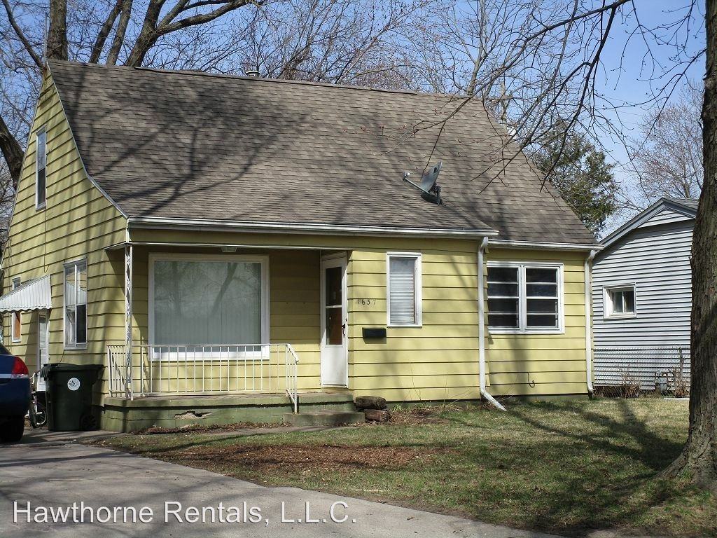 1637 Heath St - Photo 2 of 3