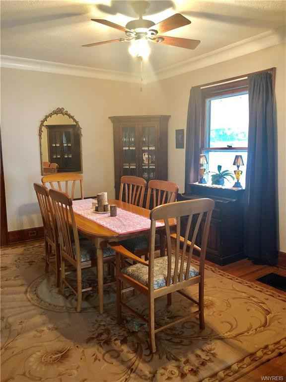 5365 Abbott Rd - Photo 3 of 16