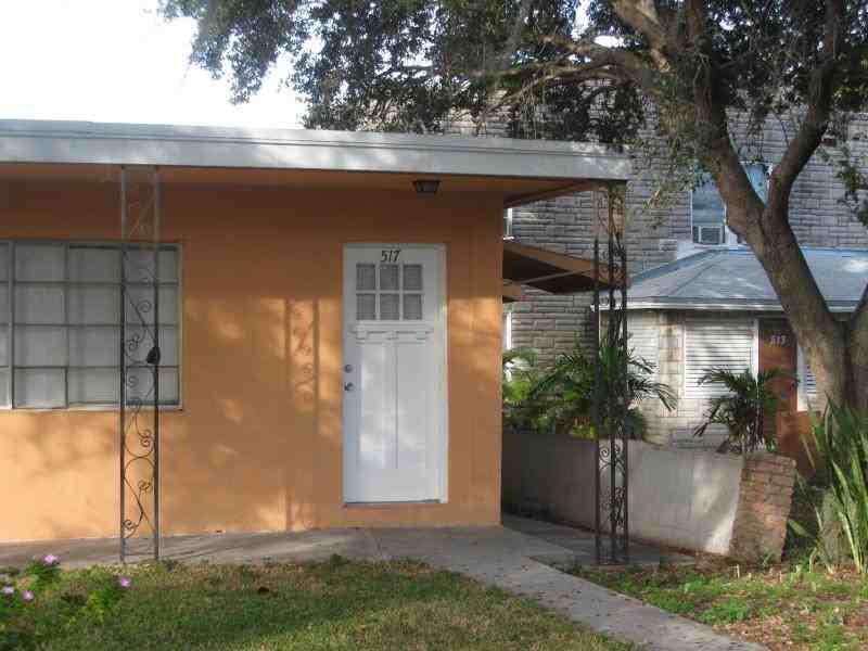 517 44th St - Photo 3 of 20