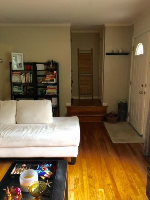 404 Riverview Dr - Photo 3 of 14