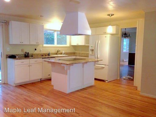 17200 30th Ave NE - Photo 2 of 20