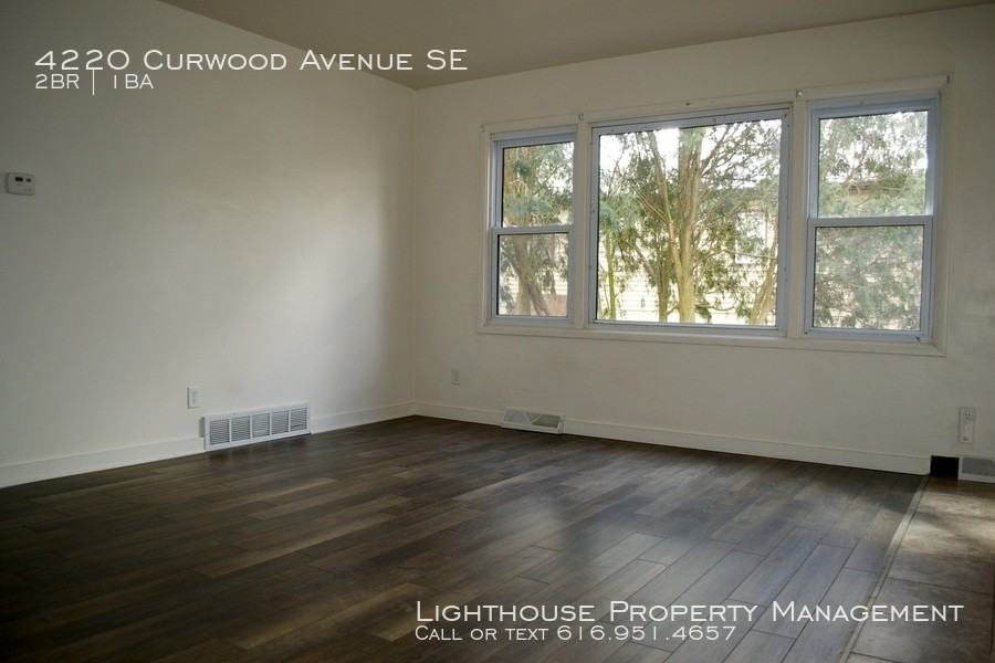 4220 Curwood Ave SE - Photo 2 of 15