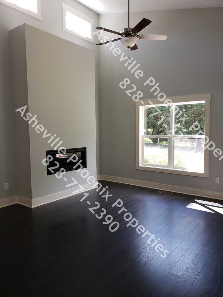 60 Biltmore Ave - Photo 2 of 13