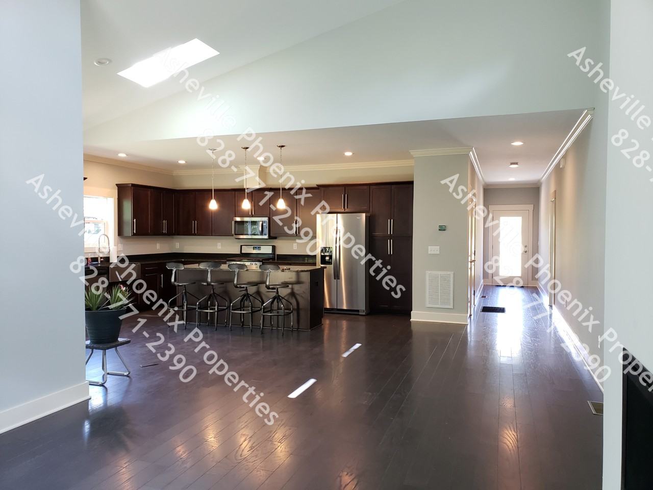 60 Biltmore Ave - Photo 3 of 13