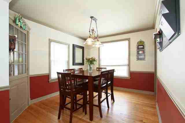 10250 S Turner Ave - Photo 3 of 10