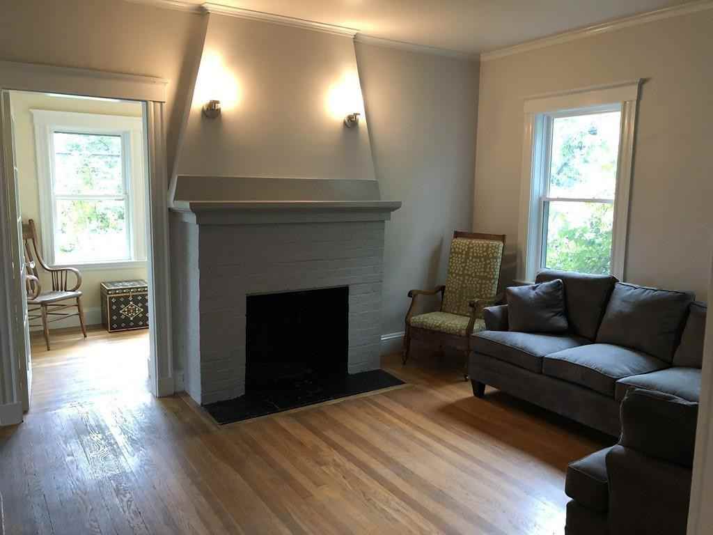 47 Lawrence Rd - Photo 3 of 21