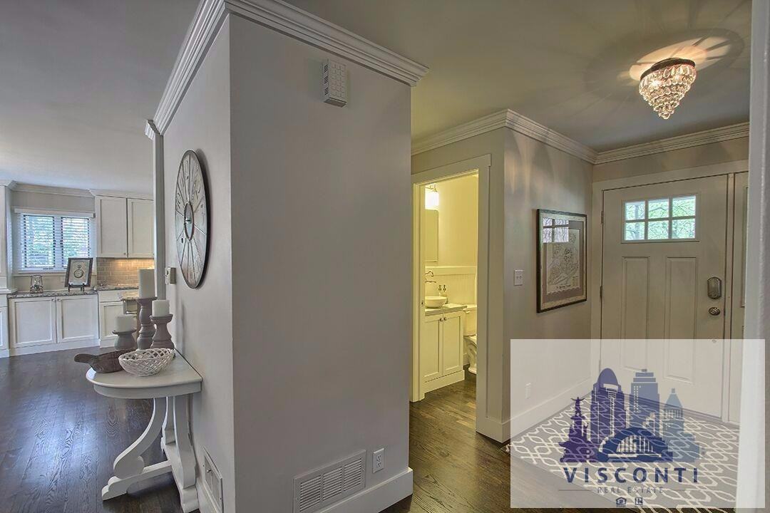 3802 East Street - Photo 2 of 23