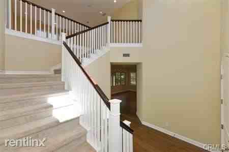 63 Sycamore Bend - Photo 2 of 48