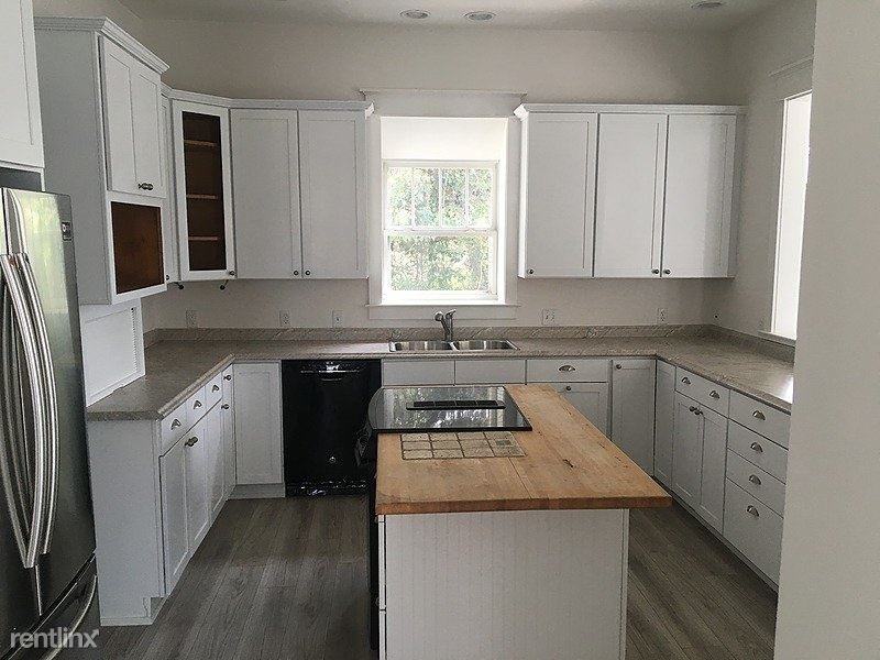 4456 Luke Ave - Photo 3 of 17