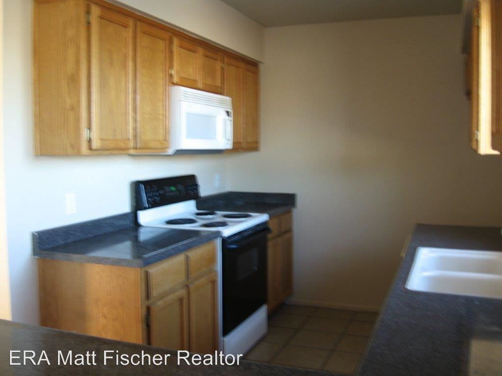 8880 E 38th Ln - Photo 3 of 14