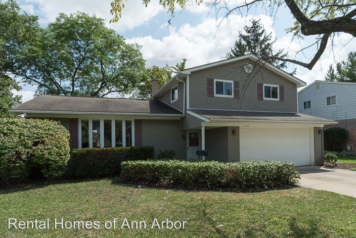 1525 Dicken Dr - Photo 2 of 35