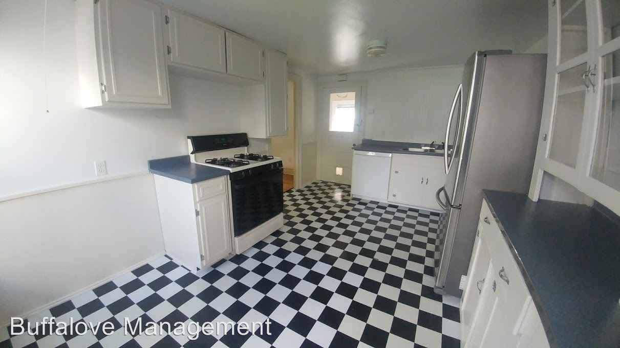 256 Dearborn St - Photo 2 of 21