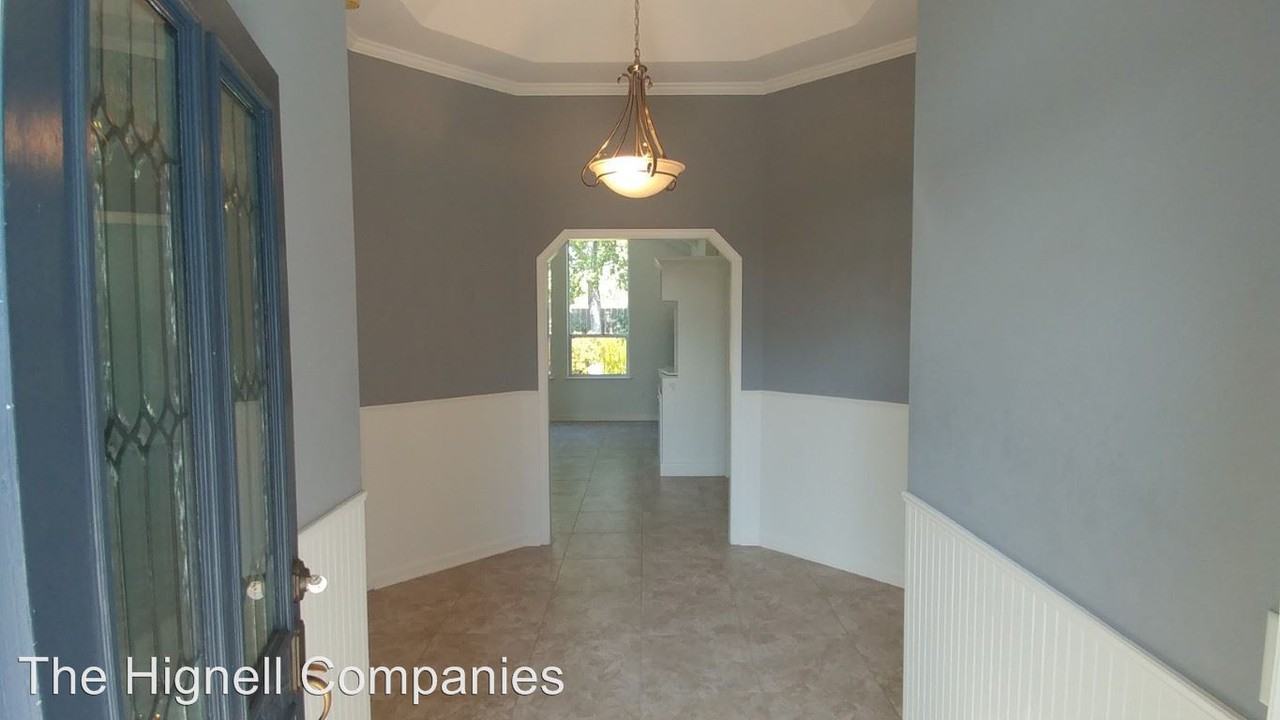 2129 Hope Ln - Photo 2 of 19