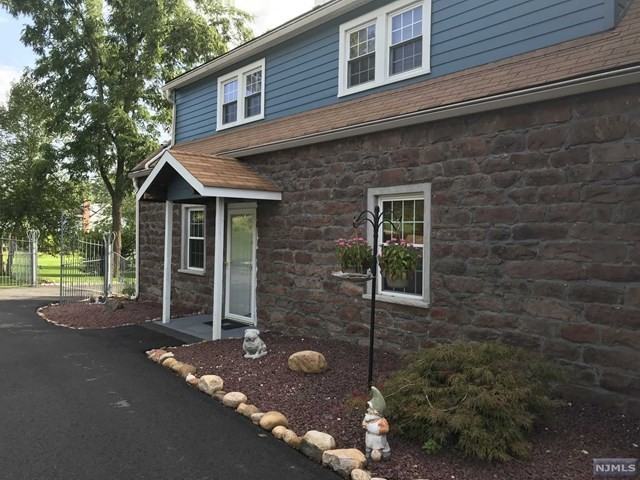 95 Dewolf Rd - Photo 2 of 16