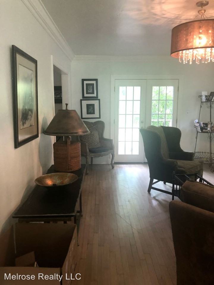 1107 Lombardy Rd - Photo 3 of 42