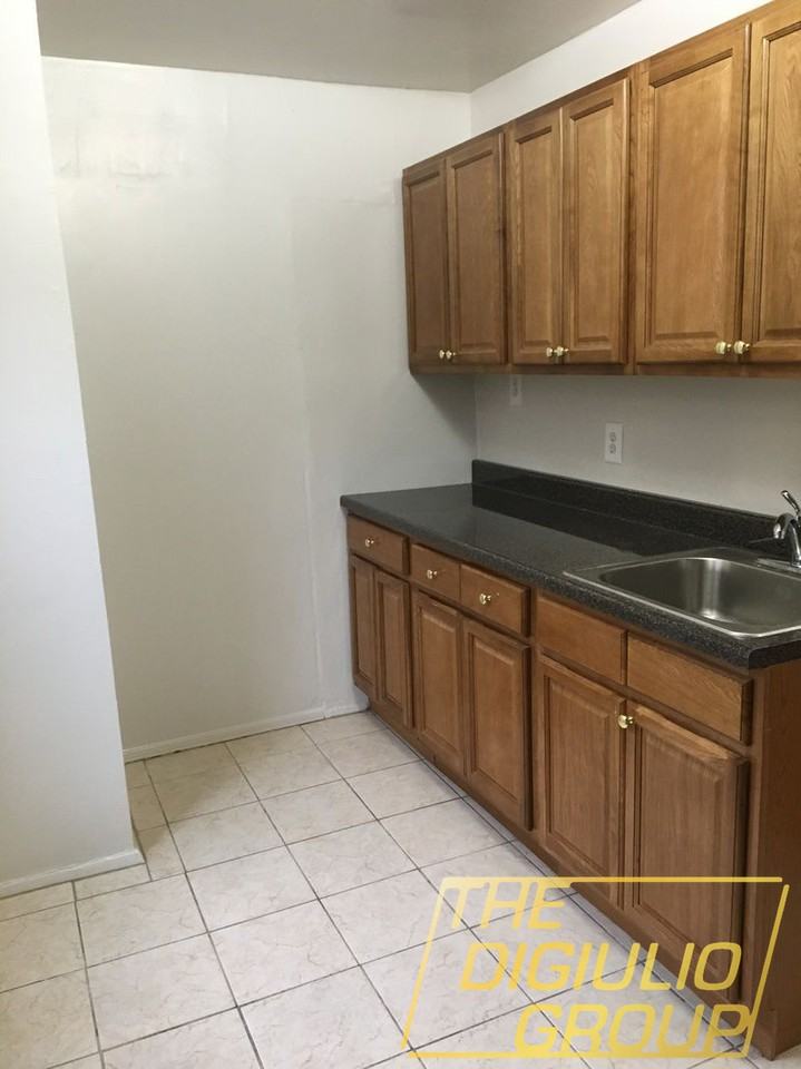 41st Ave & Parsons Blvd #1D - Photo 2 of 8