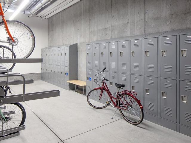 4357 N Williams Ave - Photo 3 of 21