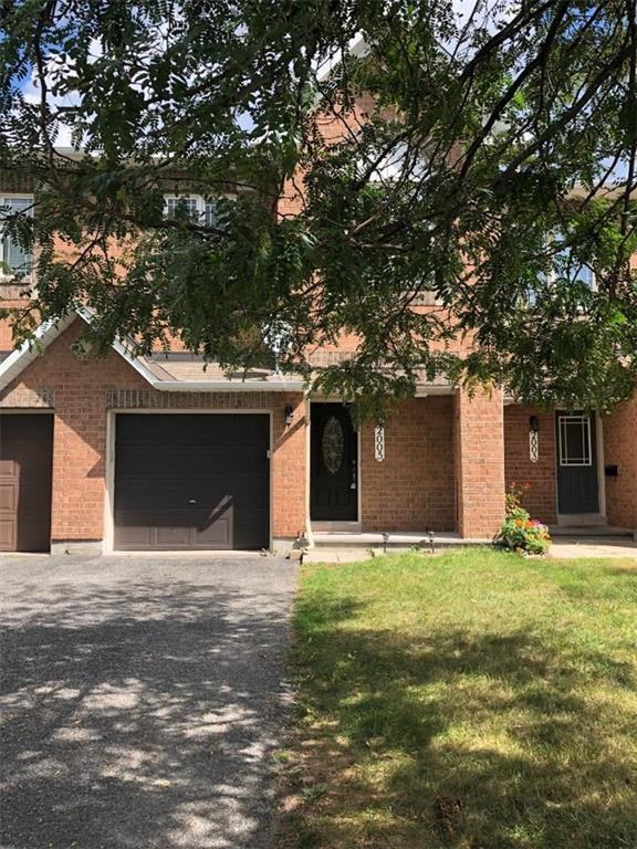 2005 Dunollie Crescent - Photo 2 of 21