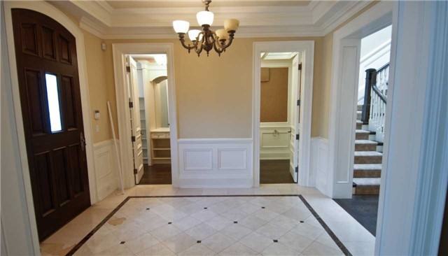 23 Montressor Dr - Photo 2 of 19