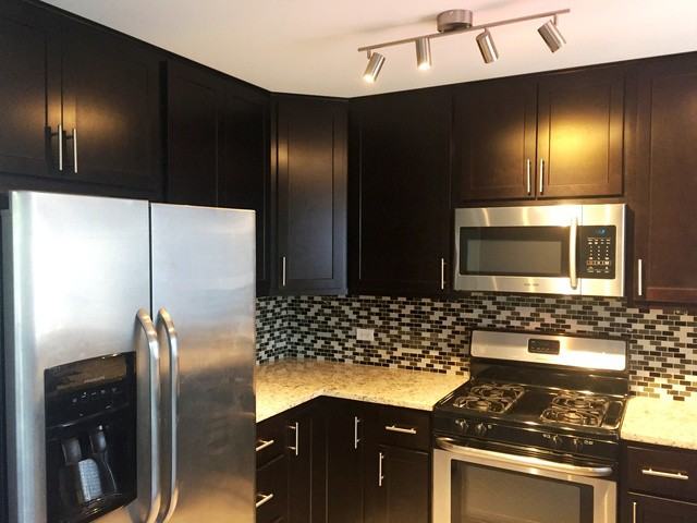 8002 Windsor Dr - Photo 2 of 18