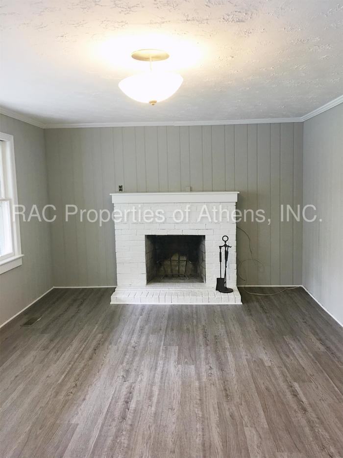 209 Pine Valley Rd - Photo 2 of 9