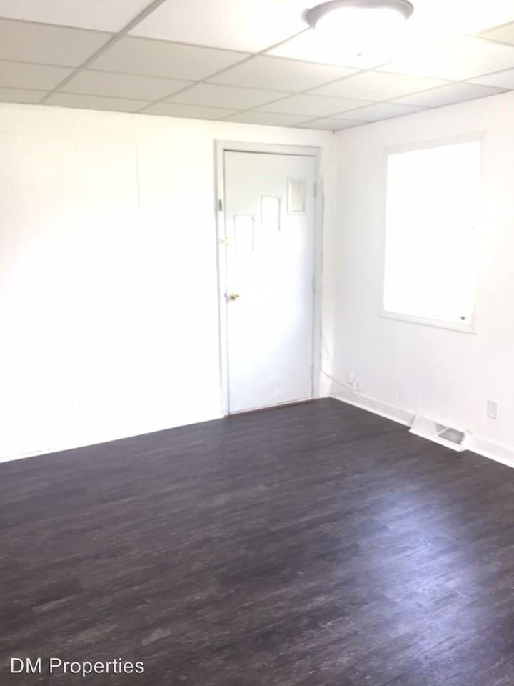 12516 W. Farmington Rd. - Photo 2 of 14