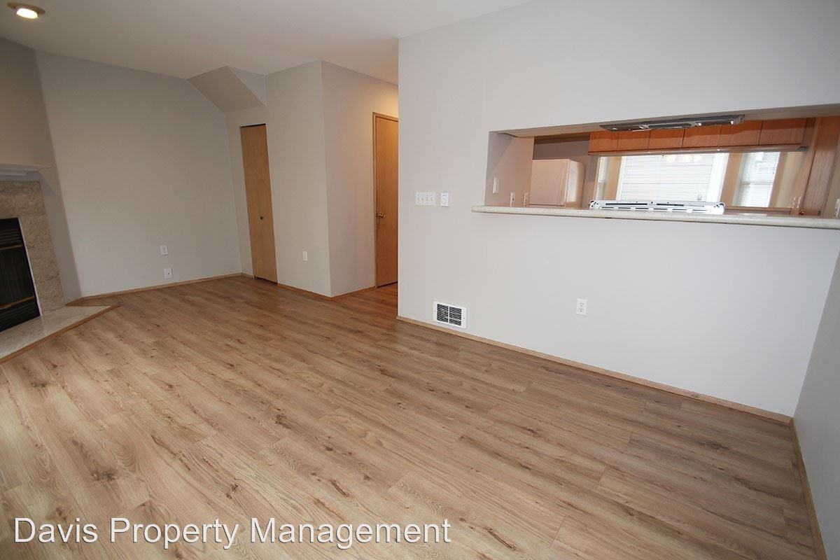 7130 NE 171st Ln - Photo 3 of 18