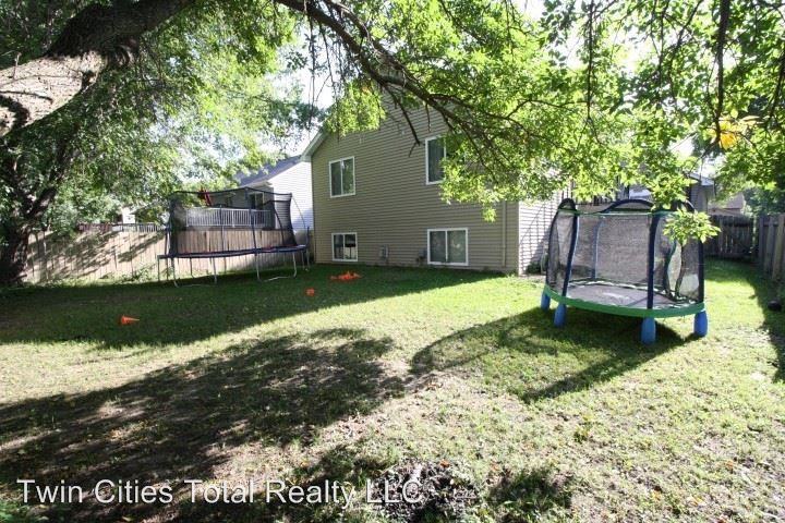 16679 Javelin Ave - Photo 3 of 18