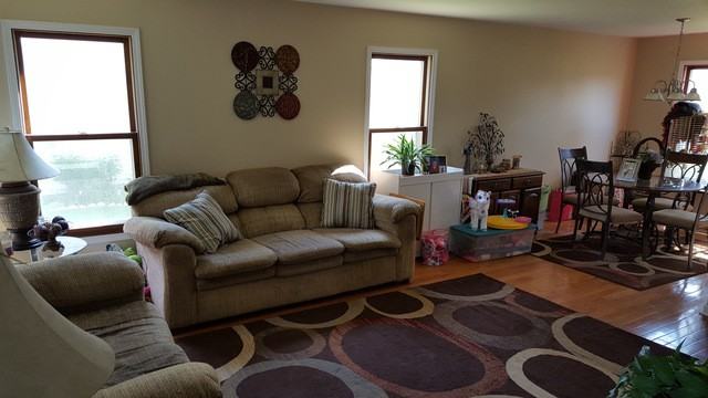 1429 Knotty Pine Dr - Photo 2 of 14