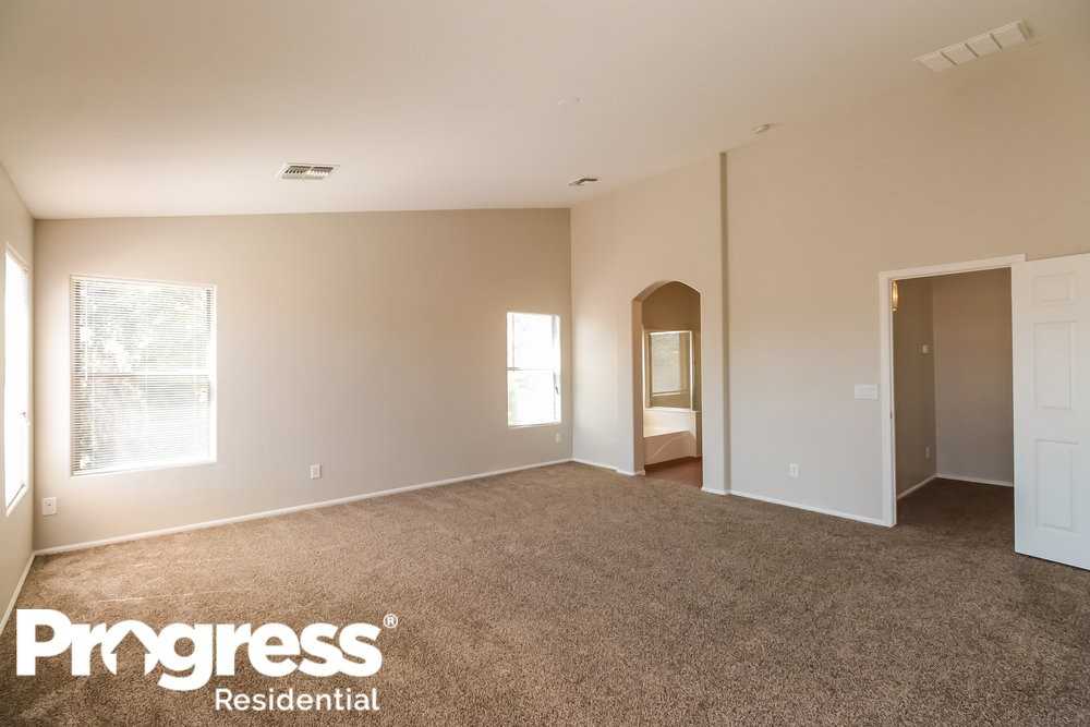 16193 W Durango St - Photo 2 of 17