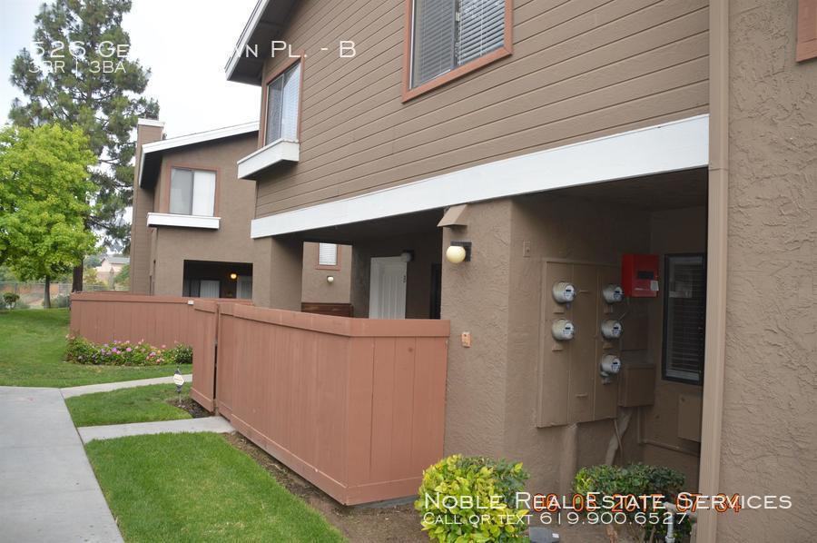 526 Georgetown Pl #B - Photo 2 of 18