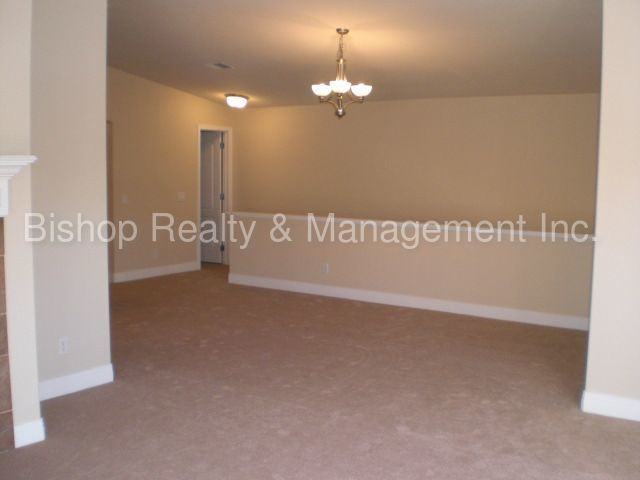160 Poplar St #A - Photo 2 of 19