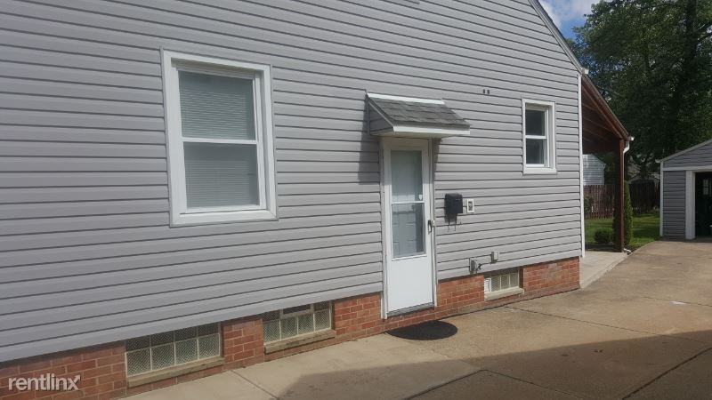 1185 Sunset Rd - Photo 2 of 27