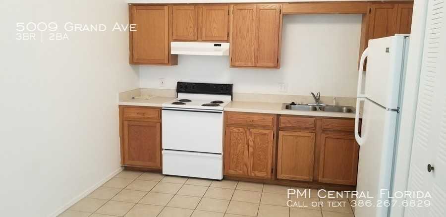 5009 Grand Ave - Photo 2 of 6