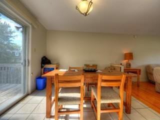 2725 Rue Baker - Photo 2 of 11