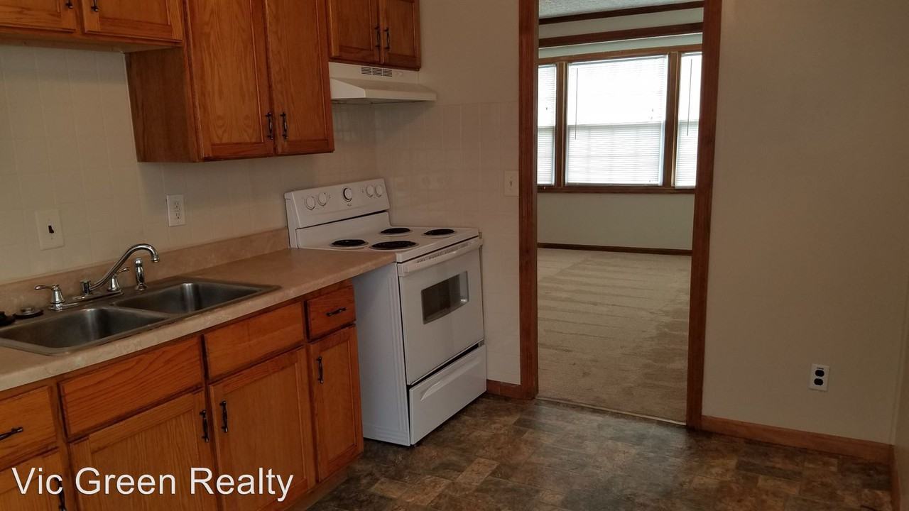 2937 Prentice Dr - Photo 2 of 9