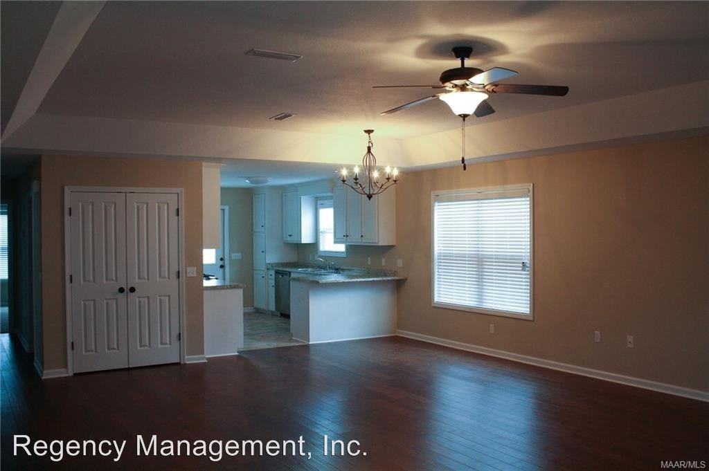 208 Winterberry Way - Photo 3 of 10
