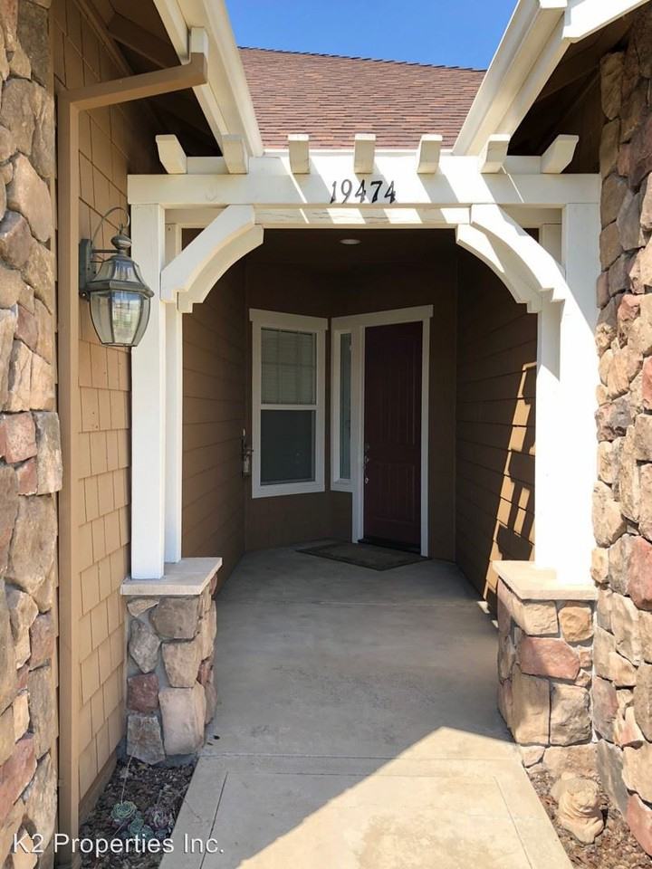 19474 carnegie Dr - Photo 2 of 24