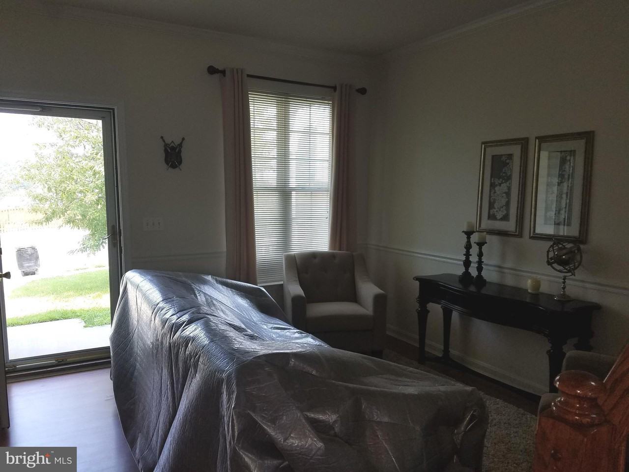 203 Byfield Rd - Photo 3 of 29