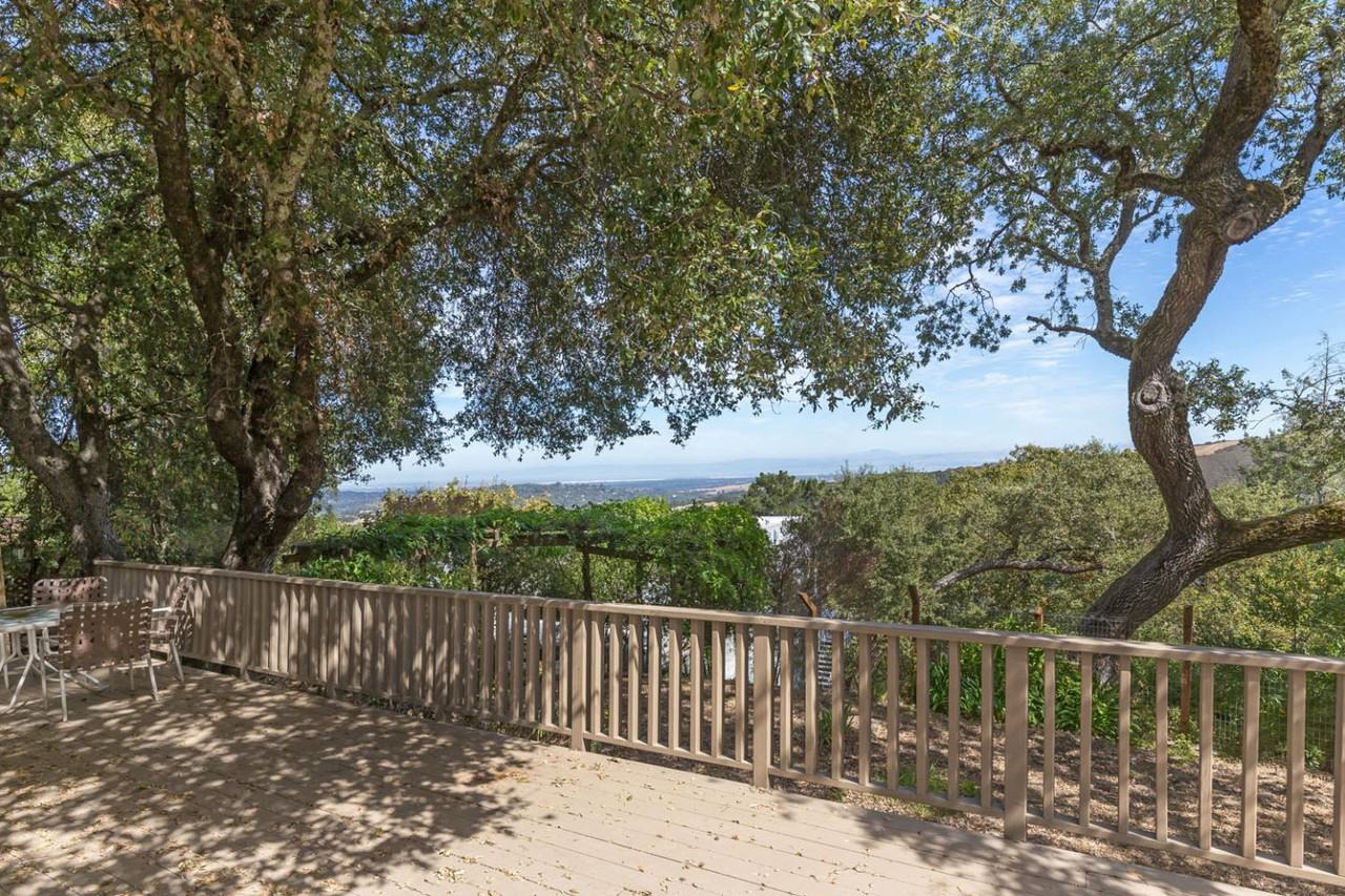 143 Lake Rd - Photo 3 of 20