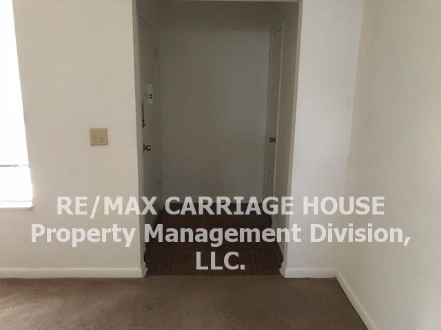 4255 Nepal Dr - Photo 3 of 15