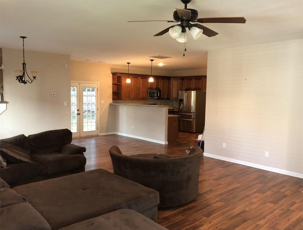 232 Woodview Avenue - Photo 3 of 10