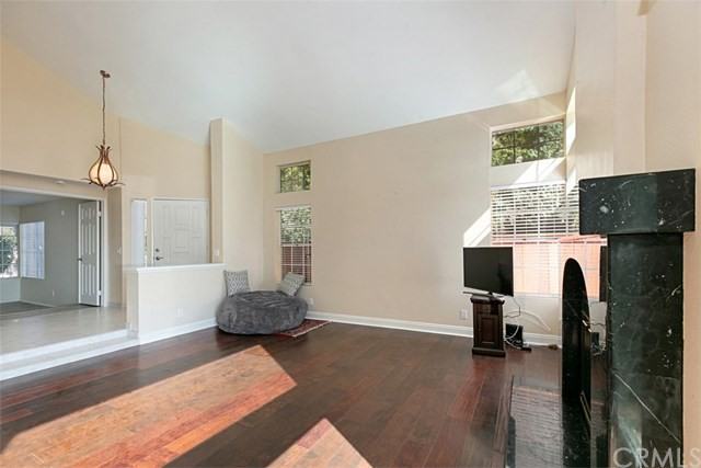 23972 Dory Dr - Photo 3 of 28