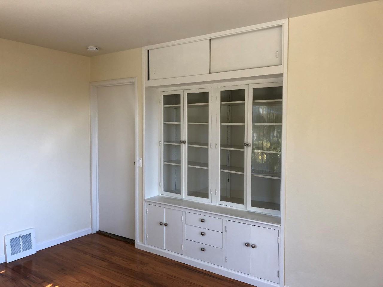 2900 Evergreen Dr - Photo 3 of 13